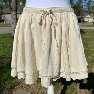NWT🌷(Medium) Free People Lady Tulip Scalloped Eyelet Tired Hem Mini Skirt